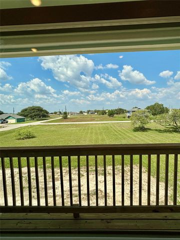 638 Swallow Drive, Palacios, TX 77465