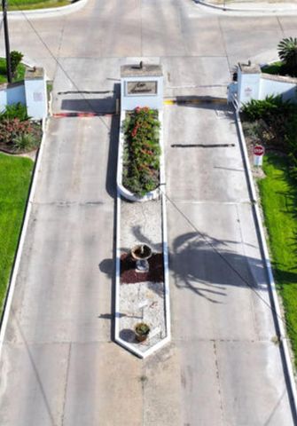 638 Swallow Drive, Palacios, TX 77465