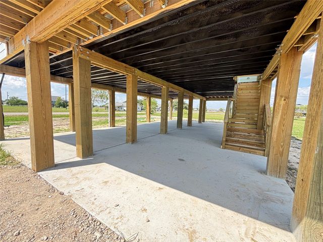 638 Swallow Drive, Palacios, TX 77465