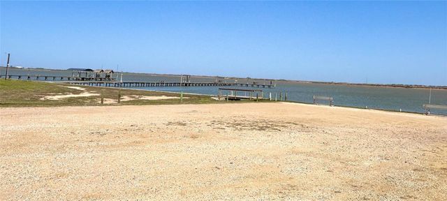 638 Swallow Drive, Palacios, TX 77465