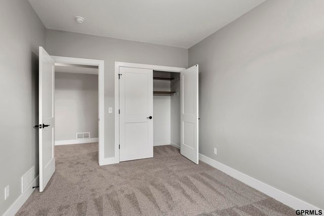 309 N 105th Street, Lincoln, NE 68527