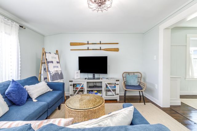 19 Cutler Avenue, Hampton, NH 03842