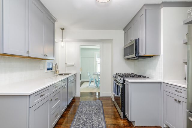 19 Cutler Avenue, Hampton, NH 03842
