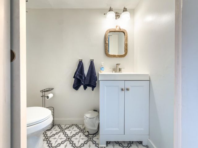 19 Cutler Avenue, Hampton, NH 03842