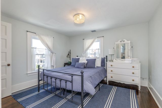 19 Cutler Avenue, Hampton, NH 03842
