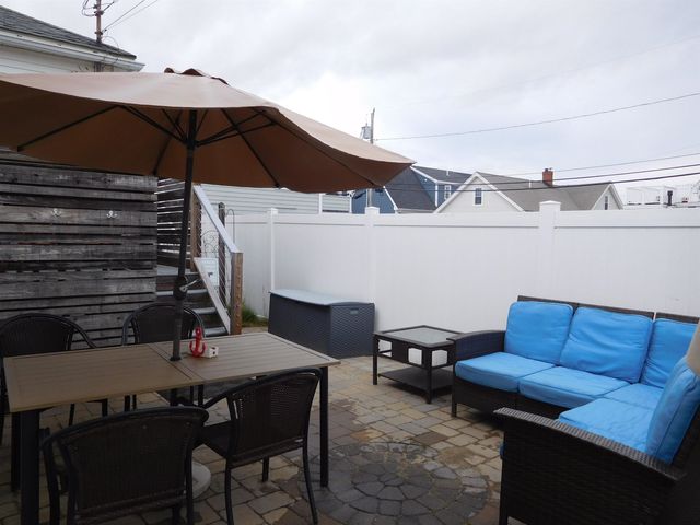 19 Cutler Avenue, Hampton, NH 03842