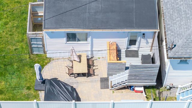 19 Cutler Avenue, Hampton, NH 03842