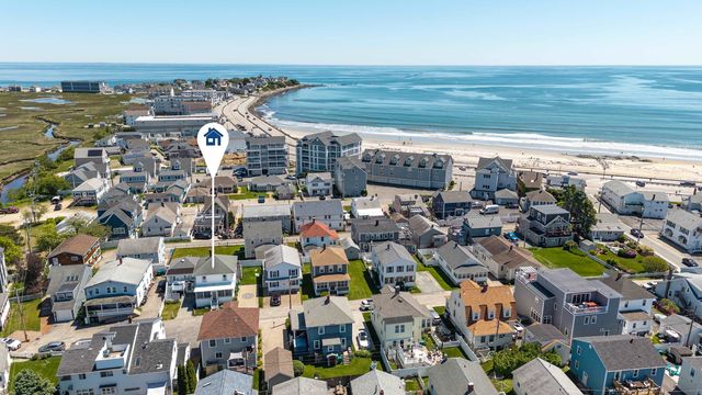 19 Cutler Avenue, Hampton, NH 03842