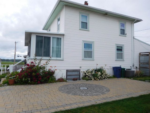 19 Cutler Avenue, Hampton, NH 03842