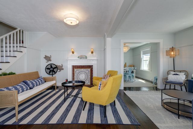 19 Cutler Avenue, Hampton, NH 03842