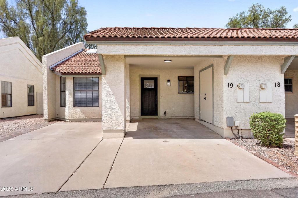 1500 N SUNVIEW Parkway 19, Gilbert, AZ 85234 — exterior