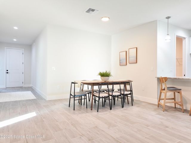 105 Delia Avenue NW, Palm Bay, FL 32907