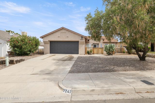 2247 Bright Star Avenue, Las Cruces, NM 88011