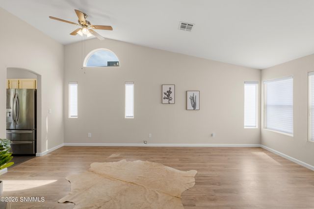 2247 Bright Star Avenue, Las Cruces, NM 88011
