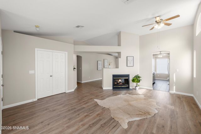 2247 Bright Star Avenue, Las Cruces, NM 88011
