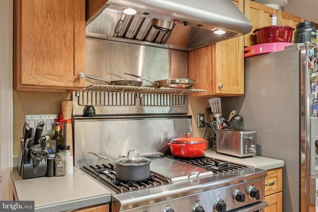 3909 OLIVER ST, Hyattsville, MD 20782