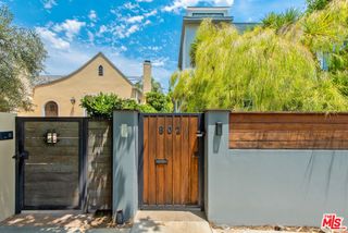 802 N Harper Avenue, Los Angeles, CA 90046