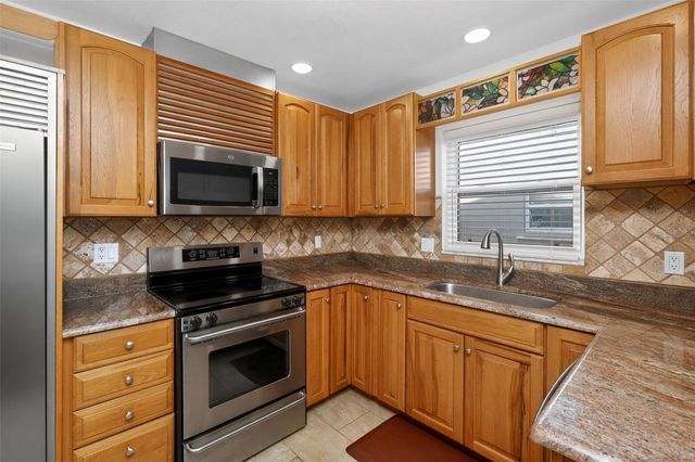 13483 87TH AVENUE, Seminole, FL 33776