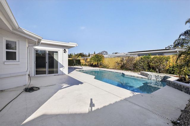 13483 87TH AVENUE, Seminole, FL 33776