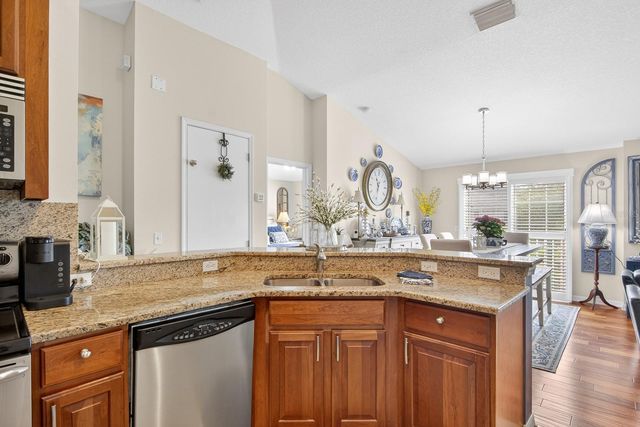 8447 SHALLOW CREEK COURT, New Port Richey, FL 34653