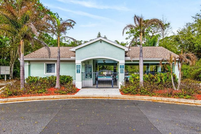 8447 SHALLOW CREEK COURT, New Port Richey, FL 34653