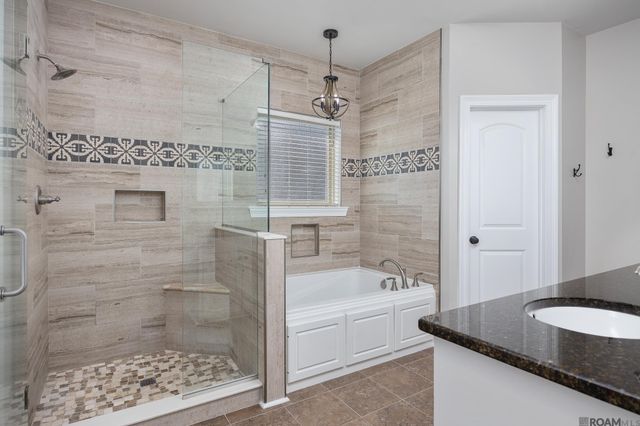 4967 Woodstock Way Dr, Greenwell Springs, LA 70739