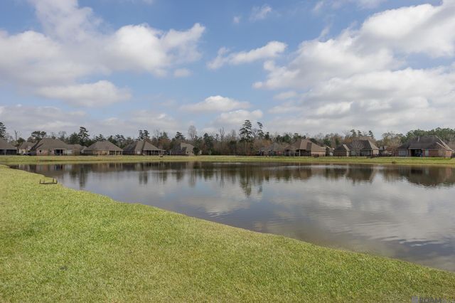 4967 Woodstock Way Dr, Greenwell Springs, LA 70739