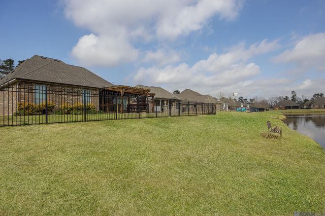 4967 Woodstock Way Dr, Greenwell Springs, LA 70739