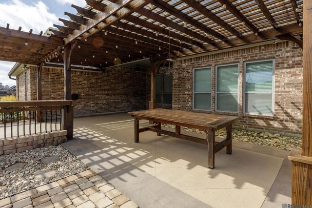 4967 Woodstock Way Dr, Greenwell Springs, LA 70739