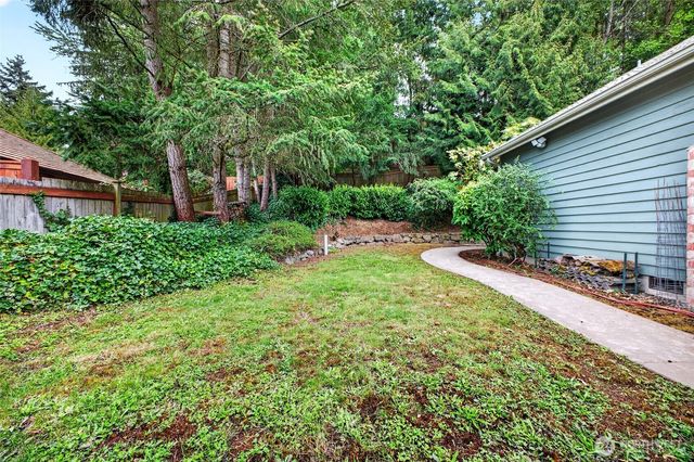 1610 28th Place SE, Puyallup, WA 98374