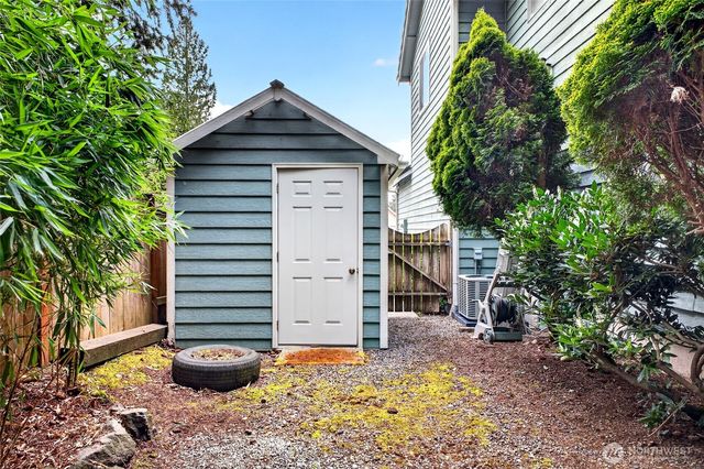 1610 28th Place SE, Puyallup, WA 98374