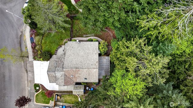 1610 28th Place SE, Puyallup, WA 98374