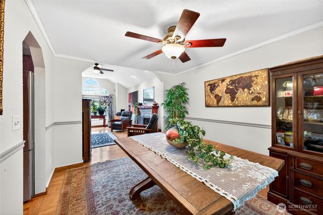 1610 28th Place SE, Puyallup, WA 98374