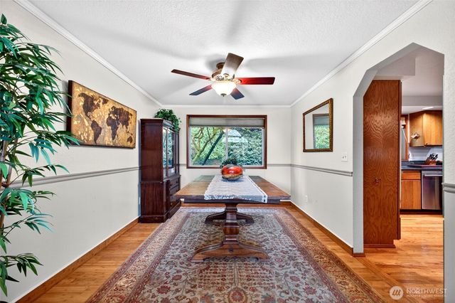 1610 28th Place SE, Puyallup, WA 98374