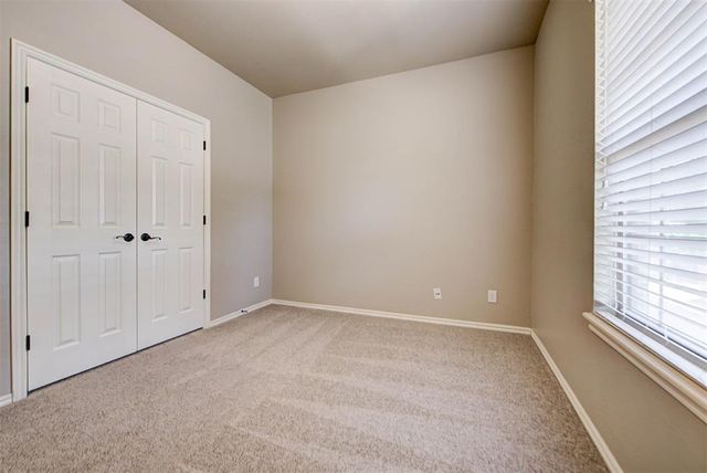 809 Breezy Hill Road, Edmond, OK 73025