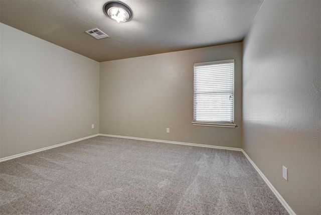 809 Breezy Hill Road, Edmond, OK 73025