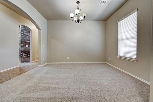 809 Breezy Hill Road, Edmond, OK 73025