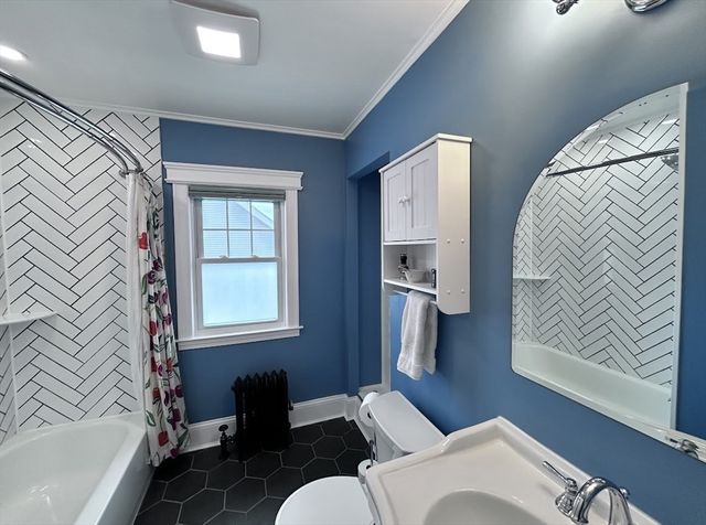 17 Longfellow Road, Worcester, MA 01602