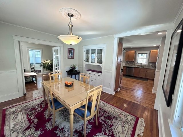 17 Longfellow Road, Worcester, MA 01602