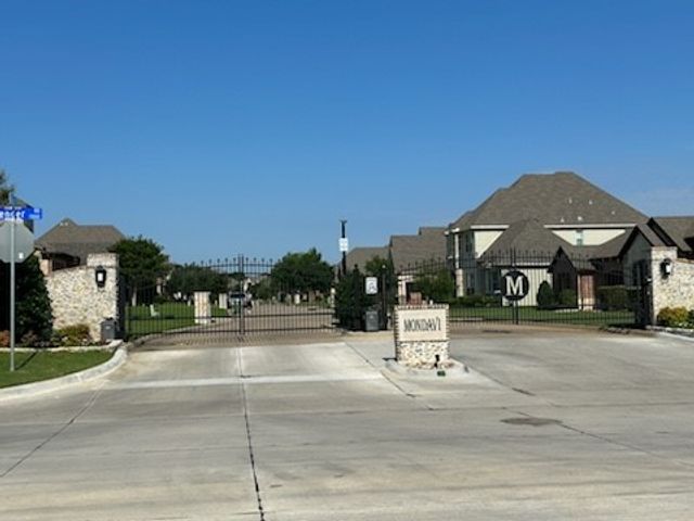 2910 Zinfandel Lane, Arlington, TX 76001