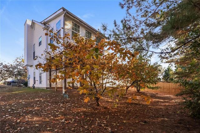 5899 Eagles Feather Lane, Riverdale, GA 30274