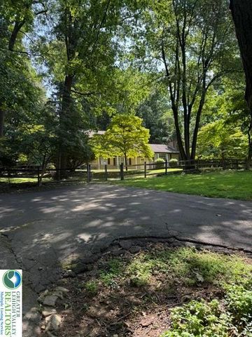 2045 Church Road, Salisbury Twp, PA 18015