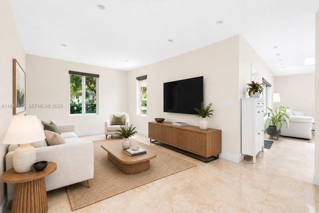611 Santurce Ave, Coral Gables, FL 33143