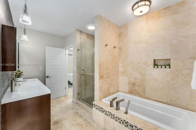 611 Santurce Ave, Coral Gables, FL 33143