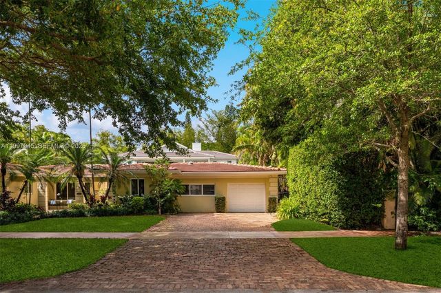 611 Santurce Ave, Coral Gables, FL 33143