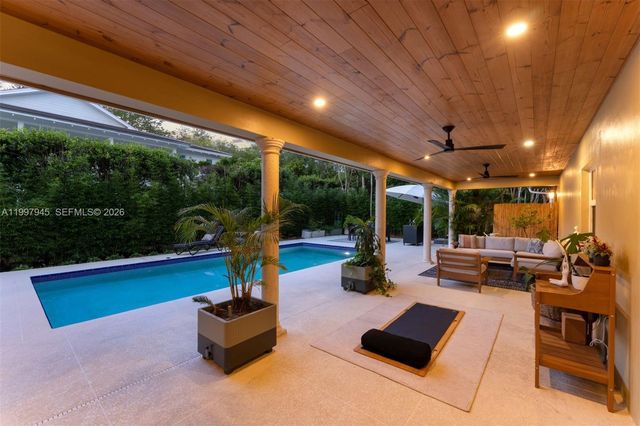 611 Santurce Ave, Coral Gables, FL 33143