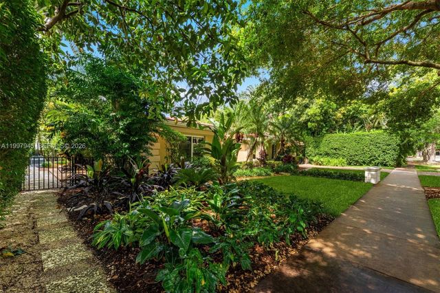 611 Santurce Ave, Coral Gables, FL 33143