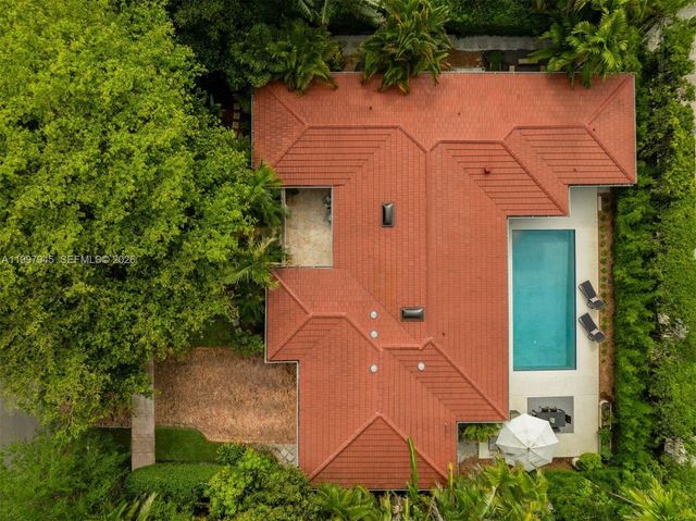 611 Santurce Ave, Coral Gables, FL 33143