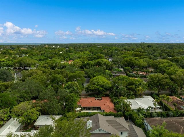 611 Santurce Ave, Coral Gables, FL 33143