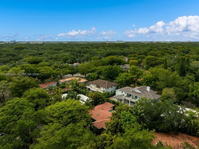 611 Santurce Ave, Coral Gables, FL 33143